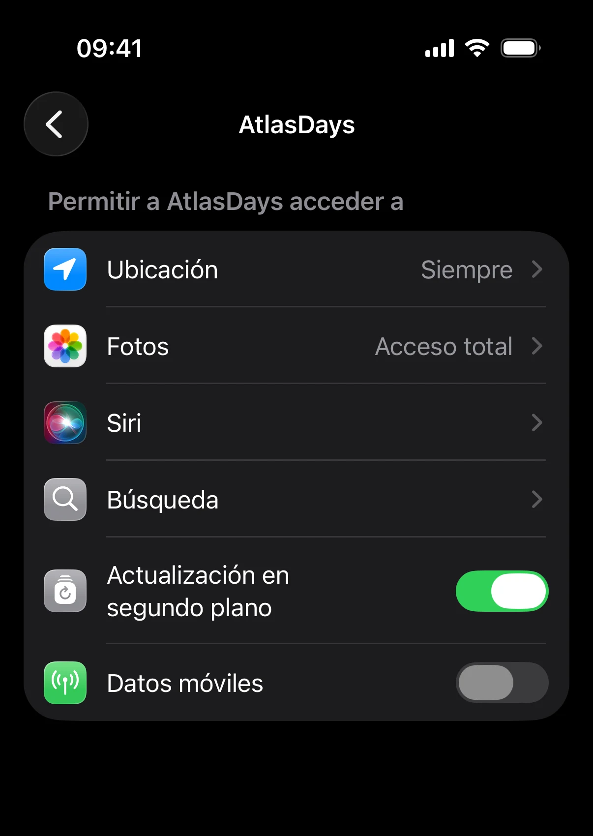 Página de Ajustes de iOS para AtlasDays con sus permisos de Ubicación, Fotos y otros