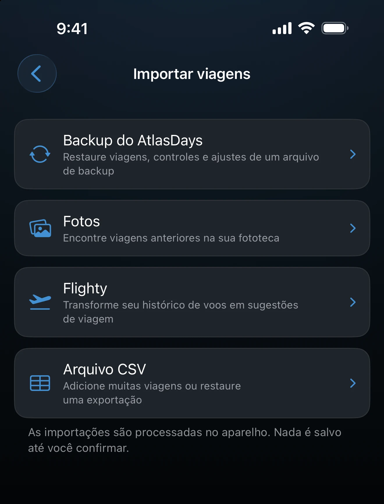 Tela Importar viagens listando Backup do AtlasDays, Fotos, Flighty e Arquivo CSV