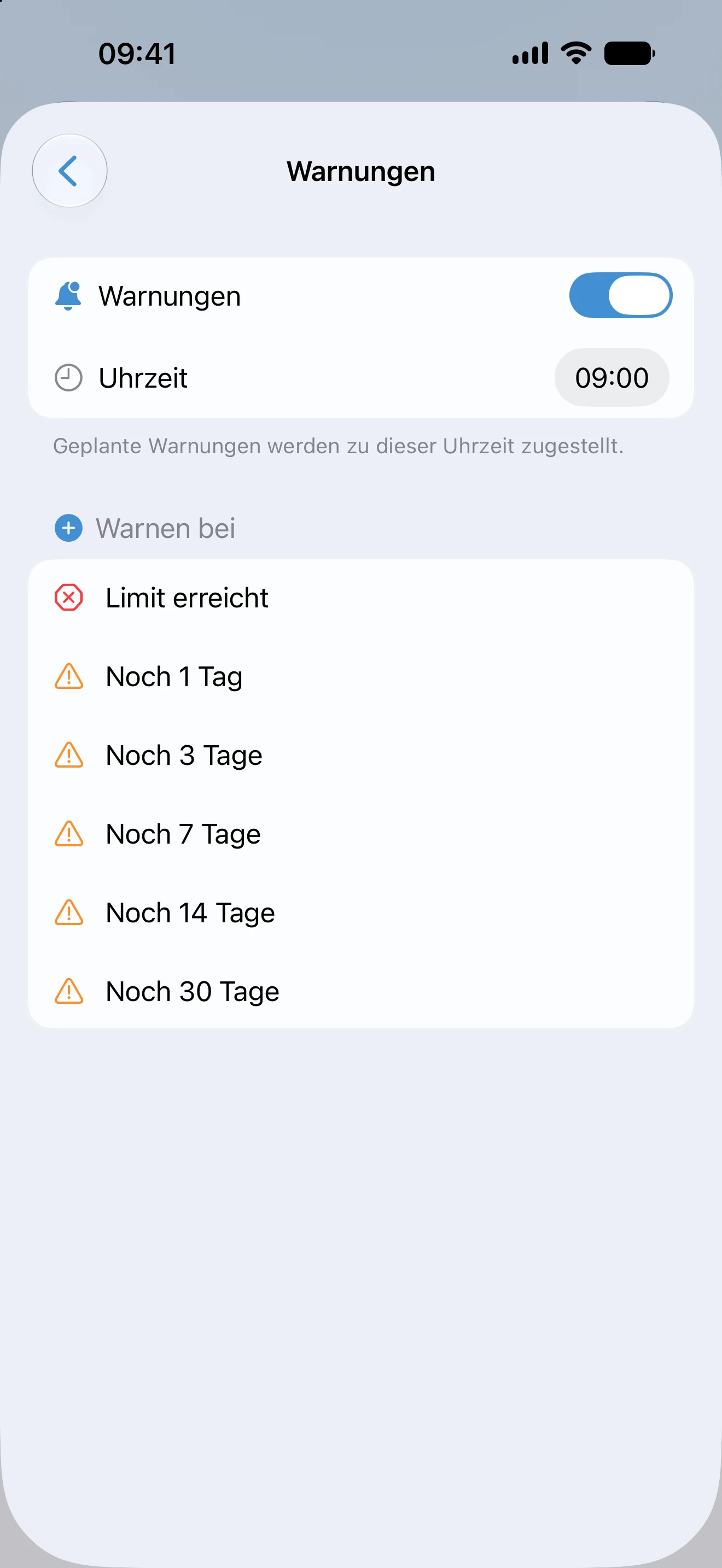 Warnungseinstellungen eines AtlasDays-Trackers, mit Uhrzeit der Zustellung und Warnungen von 30 verbleibenden Tagen bis zum erreichten Limit