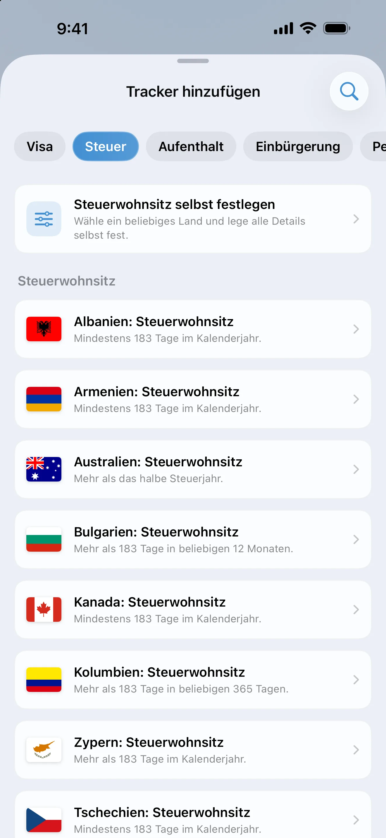 Der Bildschirm „Tracker hinzufügen“ in AtlasDays, gefiltert nach Steuer, mit Vorlagen für den Steuerwohnsitz von Albanien bis Tschechien und ihren Tagestests