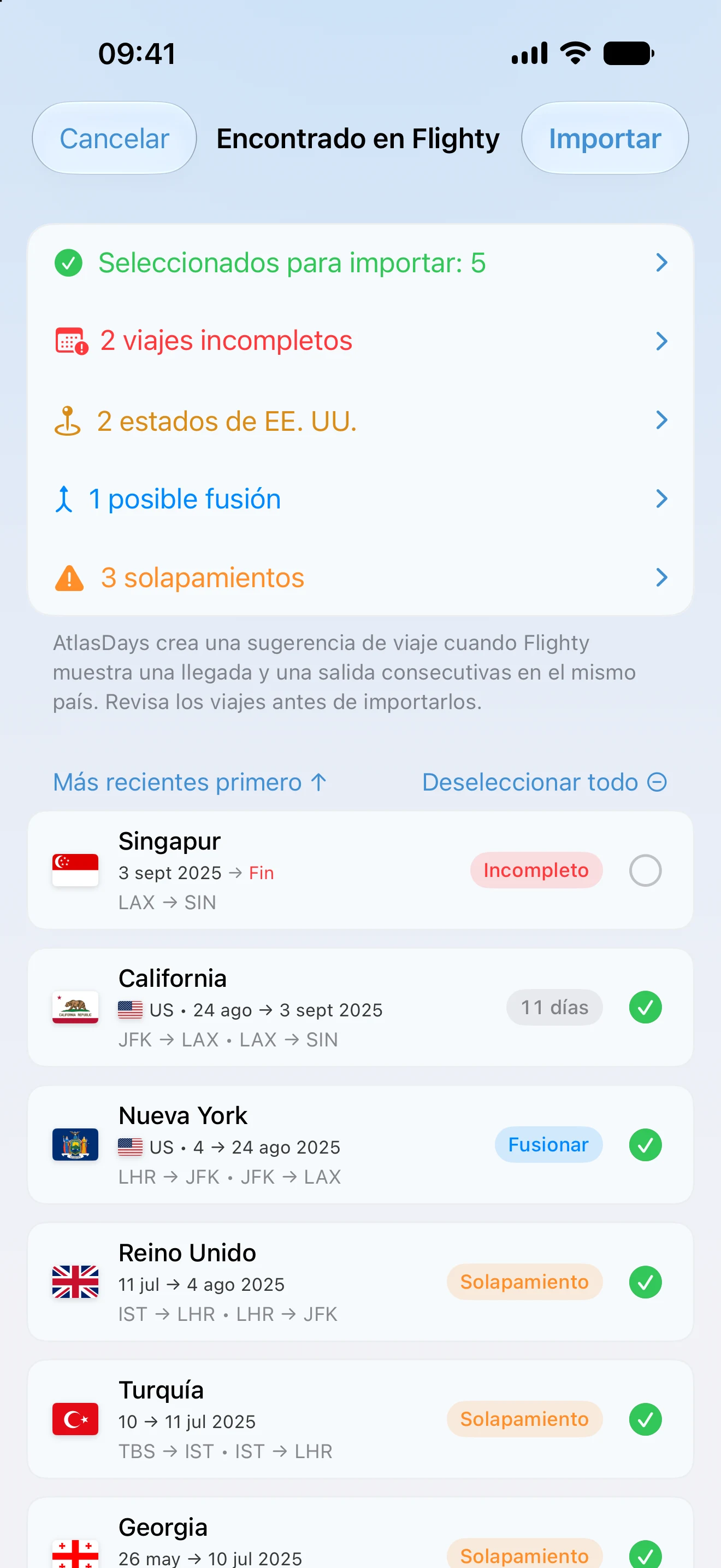Revisión de una importación desde Flighty en AtlasDays, que marca viajes incompletos, estados de EE. UU., una posible fusión y solapamientos antes de guardar