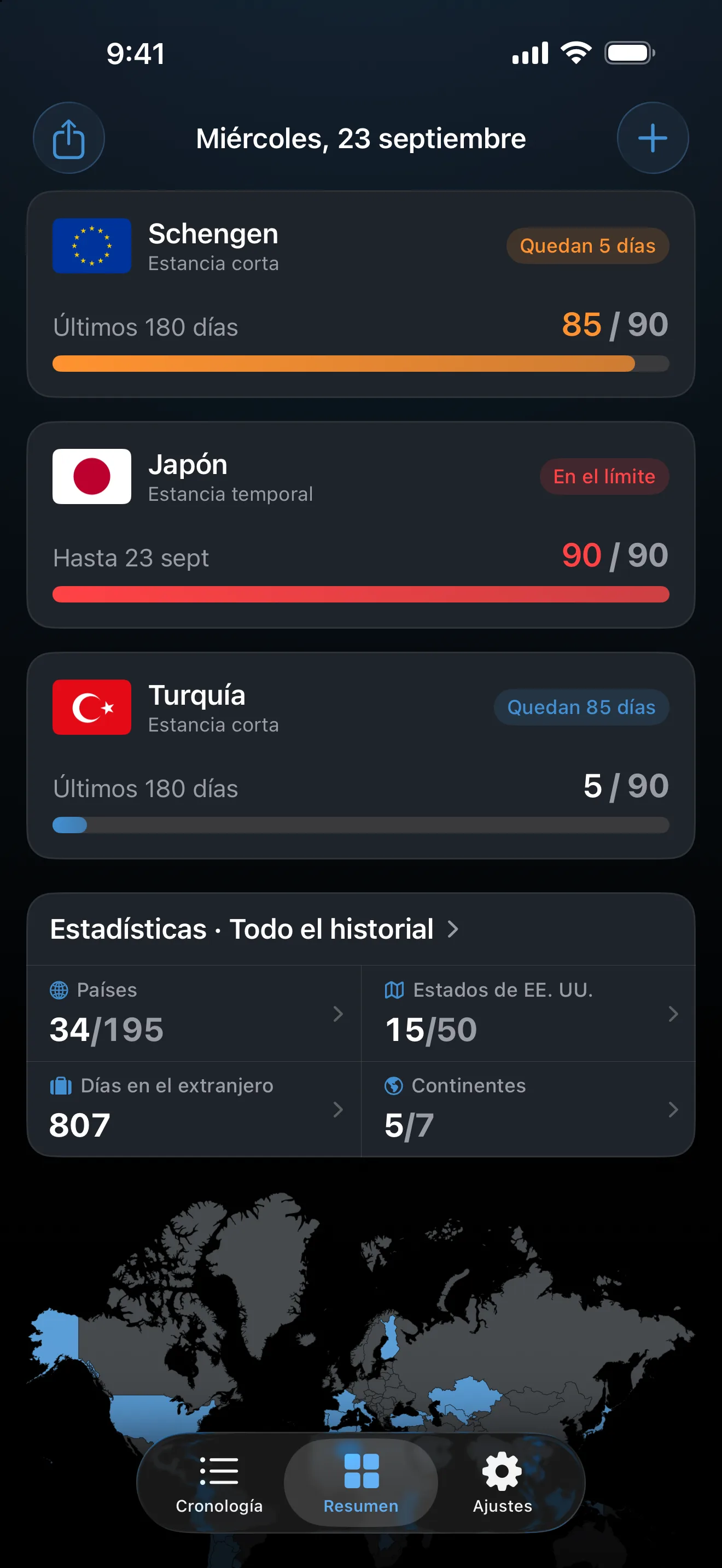 El resumen de AtlasDays con tres controles de visado: Schengen en naranja a 85 de 90 días, una estancia temporal en Japón en rojo al llegar al límite, y Turquía en 5 de 90