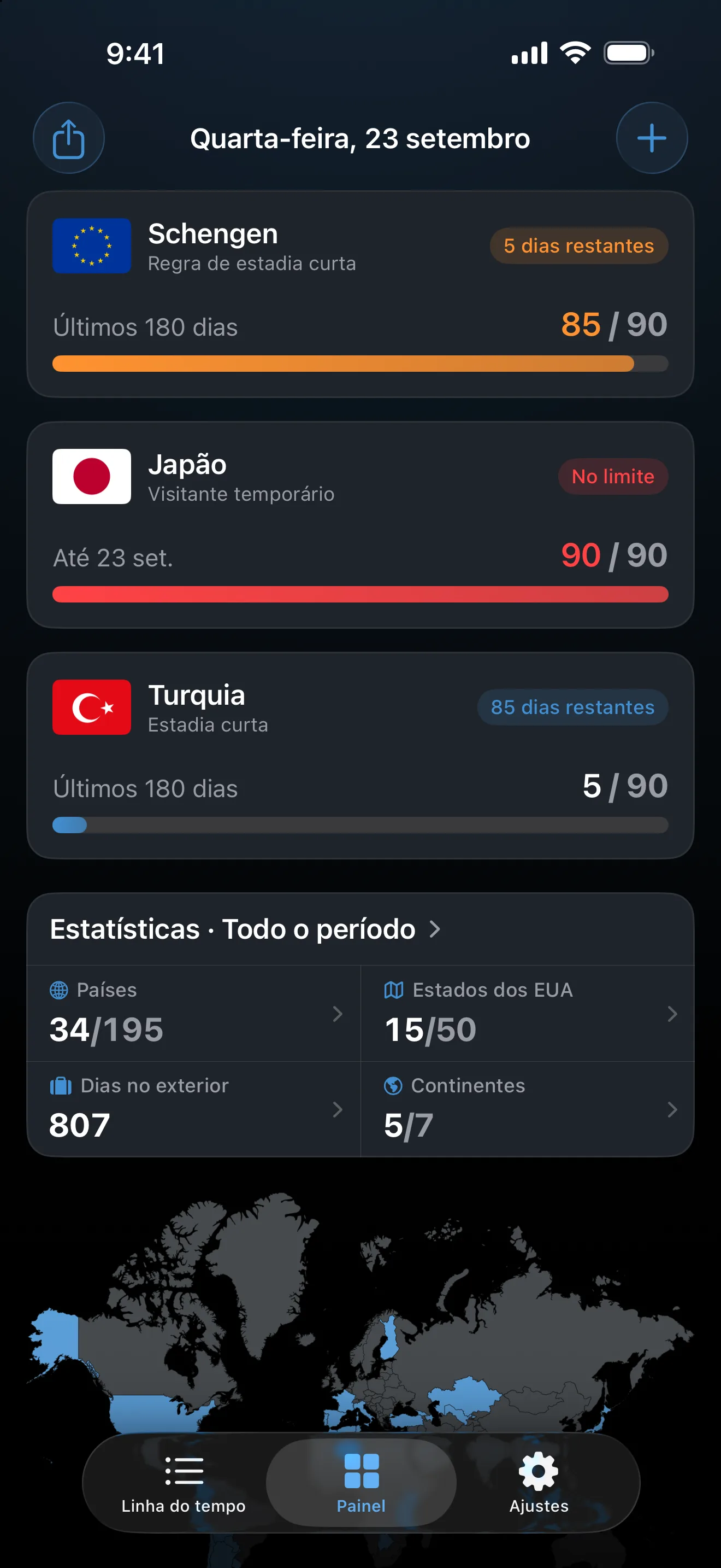 O painel do AtlasDays com três controles de visto: Schengen laranja em 85 de 90 dias, uma estadia de visitante temporário do Japão vermelha no limite, e a Turquia em 5 de 90